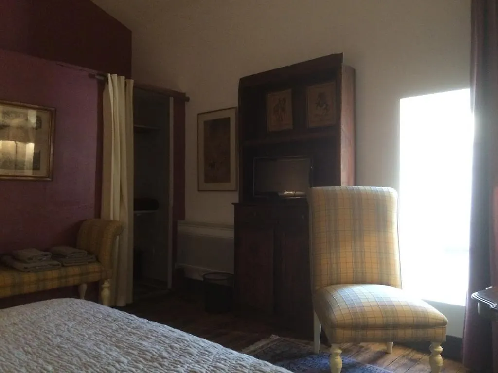 Haras Saint Esteve Hotel 0*, Saint-Andiol