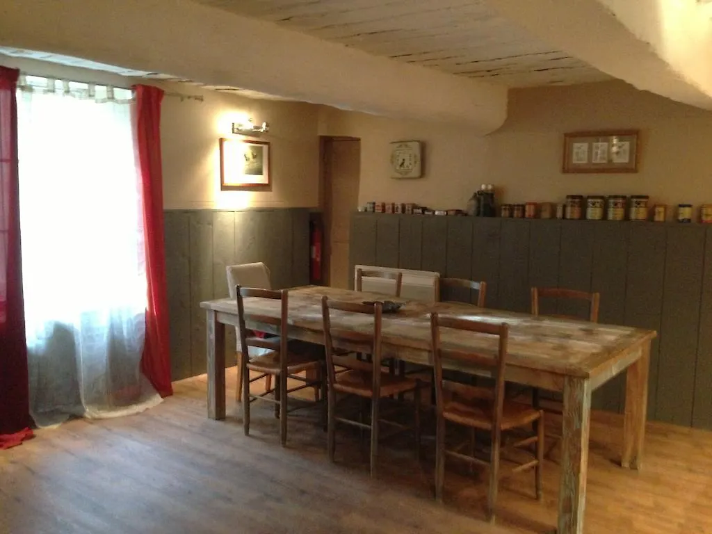 Guest house Haras Saint Esteve Hotel